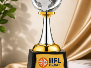 21.59 cm crystal globe corporate achievement award trophy with black base